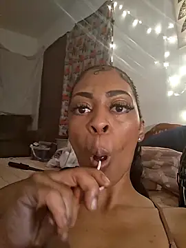 Snapshot of Lollypopp6 chatting on April 1, 2026, 12:46 am Lollypopp6 online show from April 1, 2026, 12:46 am