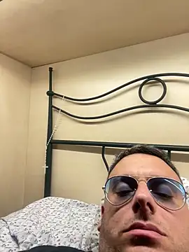 tonyboys19418 online show from March 28, 2026, 1:45 pm