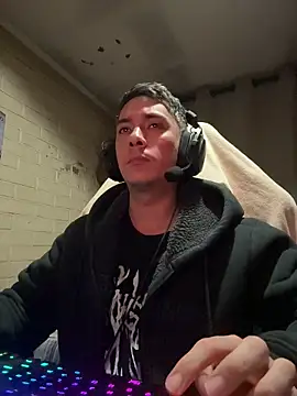 Cr1sXPorn online show from June 15, 2026, 3:29 am