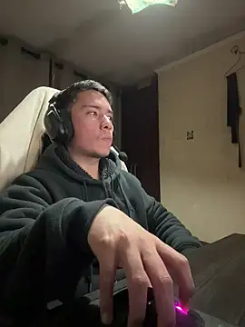 Cr1sXPorn online show from July 30, 2026, 2:43 am