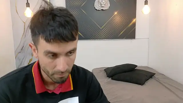 Snapshot of KingOfTemptation chatting on July 30, 2026, 4:44 am KingOfTemptation online show from July 30, 2026, 4:44 am