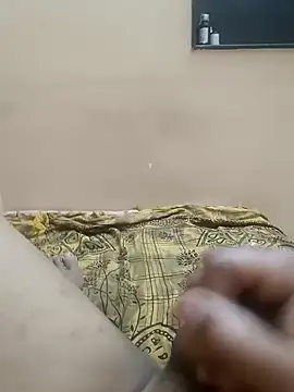 Snapshot of riyasharm1 chatting on April 4, 2026, 7:09 pm riyasharm1 online show from April 4, 2026, 7:09 pm