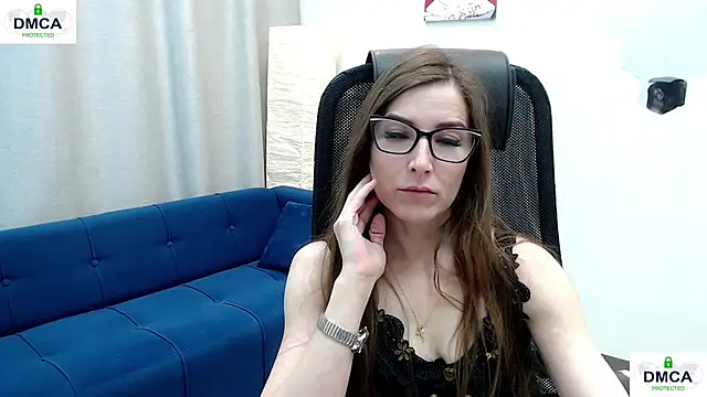 Snapshot of eva_lady chatting on May 13, 2026, 8:43 am eva lady online show from May 13, 2026, 8:43 am