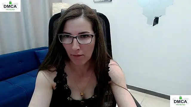 Snapshot of eva_lady chatting on May 23, 2026, 10:25 am eva lady online show from May 23, 2026, 10:25 am