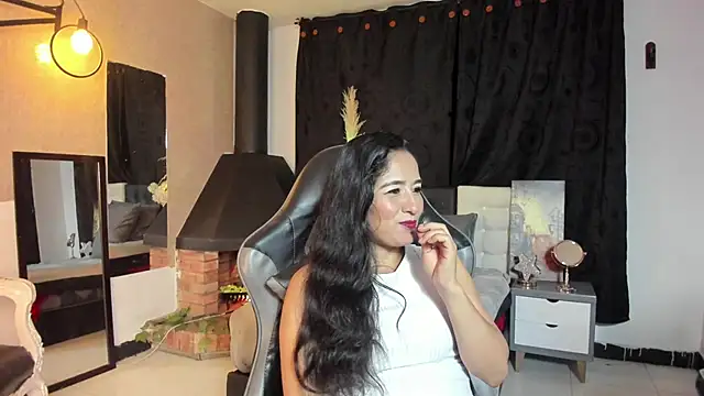 Snapshot of Vicky_Angeel chatting on June 4, 2026, 3:55 am Vicky Angeel online show from June 4, 2026, 3:55 am