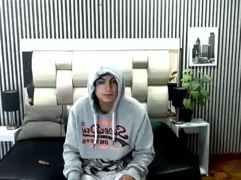 Snapshot of Alex_Wolft chatting on May 12, 2026, 12:00 pm Alex Wolft online show from May 12, 2026, 12:00 pm