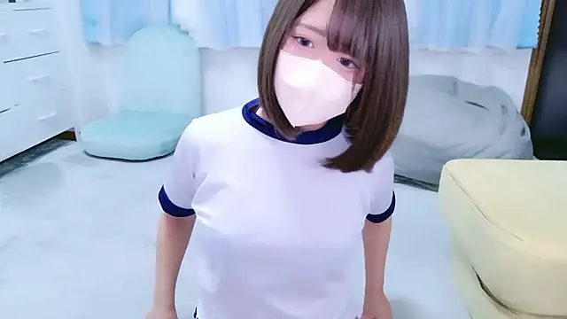Snapshot of TSU-YU chatting on April 6, 2026, 9:10 am TSU-YU online show from April 6, 2026, 9:10 am