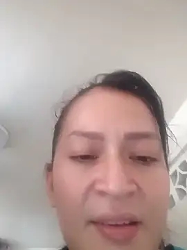 Snapshot of Dr_Edna_naughty chatting on May 3, 2026, 9:40 pm Dr Edna naughty online show from May 3, 2026, 9:40 pm