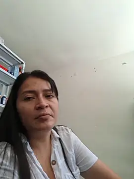 Snapshot of Dr_Edna_naughty chatting on May 24, 2026, 3:34 pm Dr Edna naughty online show from May 24, 2026, 3:34 pm