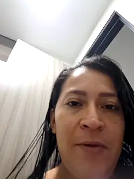 Snapshot of Dr_Edna_naughty chatting on May 13, 2026, 1:07 pm Dr Edna naughty online show from May 13, 2026, 1:07 pm