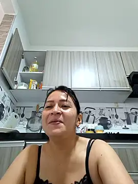 Snapshot of Dr_Edna_naughty chatting on May 19, 2026, 12:34 pm Dr Edna naughty online show from May 19, 2026, 12:34 pm