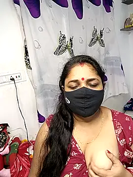 Snapshot of Tanvi_My_Girl chatting on May 6, 2026, 5:44 am Tanvi My Girl online show from May 6, 2026, 5:44 am