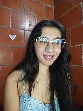 Amanda x1 online show from June 23, 2026, 8:18 pm