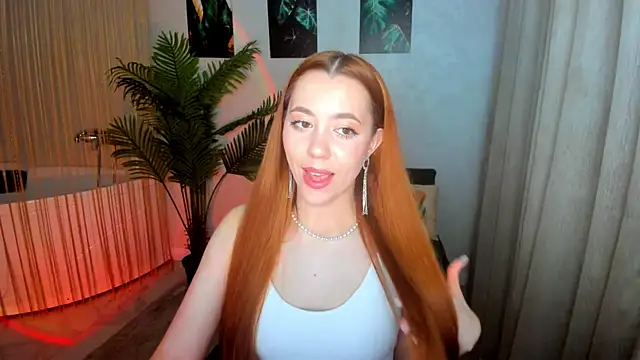 BloomAndFun online show from April 28, 2026, 7:29 pm