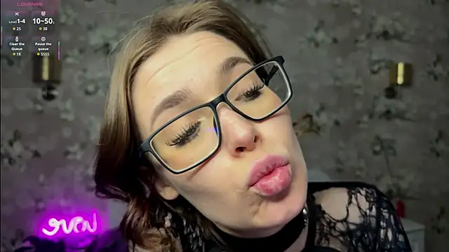 Your-Night-Fury online show from April 11, 2026, 5:27 pm