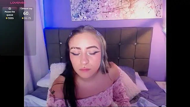 melodygirl2   online show from March 17, 2026, 4:43 pm