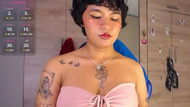 Snapshot of alessia_temptation chatting on March 15, 2026, 6:42 am alessia temptation online show from March 15, 2026, 6:42 am