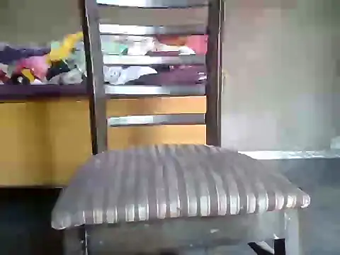 Snapshot of Parm_randhawa chatting on May 21, 2026, 12:24 pm Parm randhawa online show from May 21, 2026, 12:24 pm