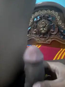 niakam22 online show from March 12, 2026, 3:34 am