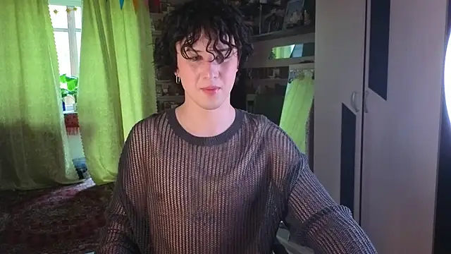 AdrianChill online show from May 5, 2026, 9:34 am
