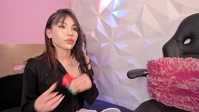 KittyVelve online show from June 20, 2026, 6:07 am