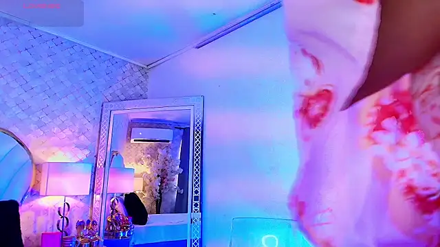 KatyaJackson online show from April 24, 2026, 1:24 pm