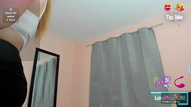 Snapshot of brigitt3 chatting on May 4, 2026, 1:47 pm brigitt3 online show from May 4, 2026, 1:47 pm