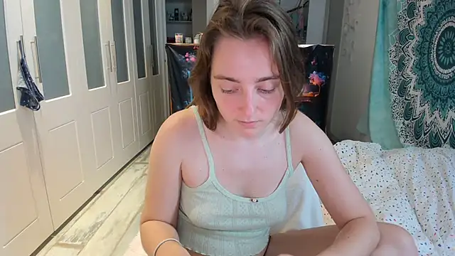 LiaSasha online show from April 29, 2026, 8:37 pm