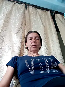 Snapshot of Tania9876 chatting on June 7, 2026, 6:40 am Tania9876 online show from June 7, 2026, 6:40 am