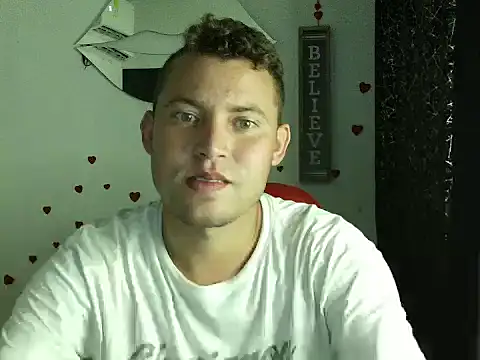 Snapshot of sven_fox723 chatting on May 16, 2026, 1:59 am sven fox723 online show from May 16, 2026, 1:59 am
