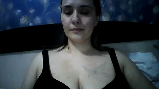 Alisa07qw online show from March 14, 2026, 8:37 pm