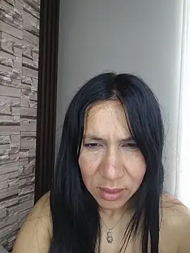 Snapshot of Camillemonroe_ chatting on July 28, 2026, 3:21 pm Camillemonroe online show from July 28, 2026, 3:21 pm