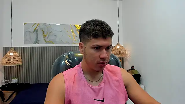 Snapshot of AlessandroFranco chatting on July 16, 2026, 12:46 pm AlessandroFranco online show from July 16, 2026, 12:46 pm