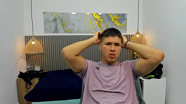 Snapshot of AlessandroFranco chatting on July 11, 2026, 12:38 pm AlessandroFranco online show from July 11, 2026, 12:38 pm