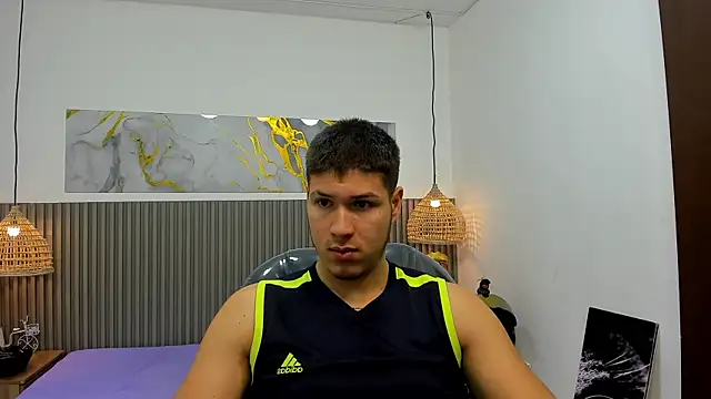 Snapshot of AlessandroFranco chatting on July 4, 2026, 1:26 pm AlessandroFranco online show from July 4, 2026, 1:26 pm