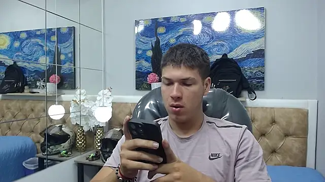 Snapshot of AlessandroFranco chatting on June 4, 2026, 1:38 pm AlessandroFranco online show from June 4, 2026, 1:38 pm