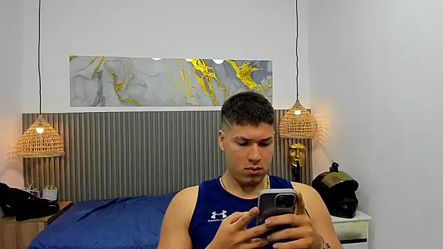 Snapshot of AlessandroFranco chatting on July 9, 2026, 1:32 pm AlessandroFranco online show from July 9, 2026, 1:32 pm