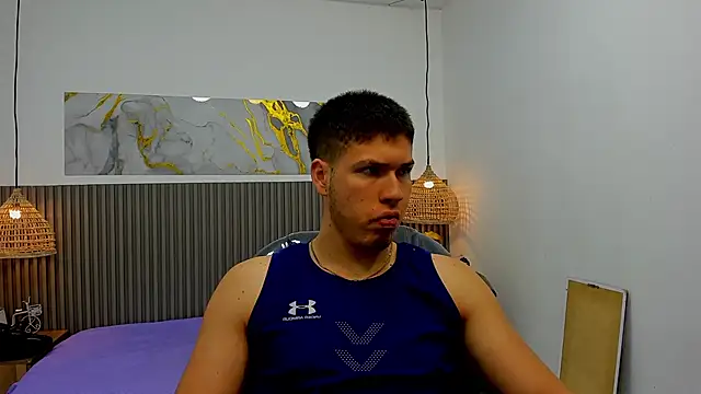 Snapshot of AlessandroFranco chatting on July 1, 2026, 12:38 pm AlessandroFranco online show from July 1, 2026, 12:38 pm