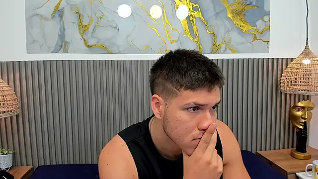 Snapshot of AlessandroFranco chatting on July 17, 2026, 12:57 pm AlessandroFranco online show from July 17, 2026, 12:57 pm