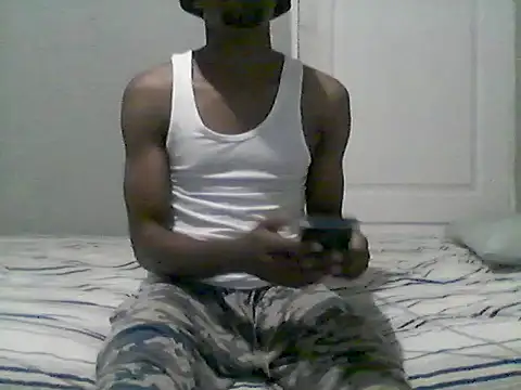 Snapshot of TreySavvy chatting on June 20, 2026, 11:21 pm TreySavvy online show from June 20, 2026, 11:21 pm