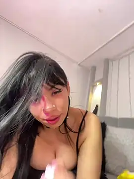 Queen Chanel XXX online show from May 25, 2026, 7:23 pm