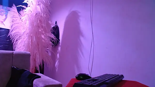 chanel bitch1609 online show from March 14, 2026, 4:13 pm