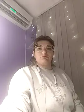 Angelika l online show from March 13, 2026, 6:18 am