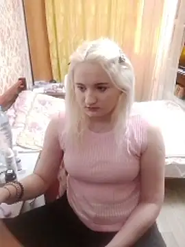 Snapshot of LizaMiller chatting on March 11, 2026, 1:27 pm LizaMiller online show from March 11, 2026, 1:27 pm