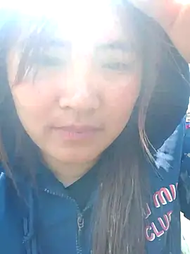 YAONIKUTE online show from April 28, 2026, 2:27 am