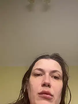 Cutee Erika online show from March 19, 2026, 1:11 pm