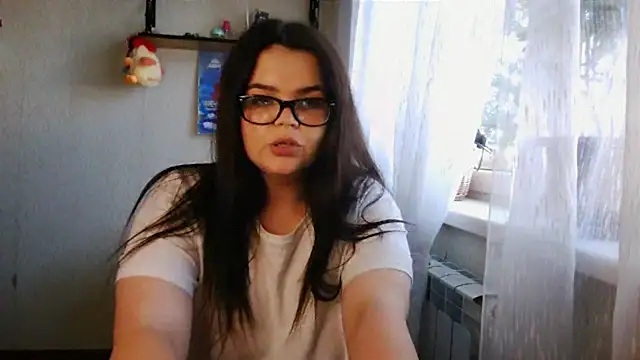 ElizaMoon01   online show from June 3, 2026, 2:33 pm