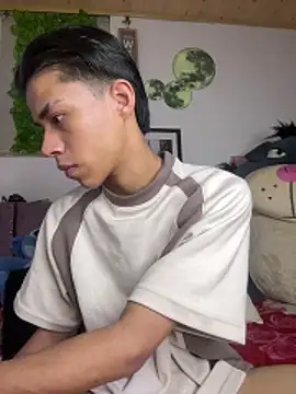 Snapshot of _Camilo_fox chatting on March 18, 2026, 2:08 pm Camilo fox online show from March 18, 2026, 2:08 pm