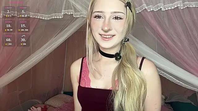 Snapshot of OnlyEva1 chatting on July 23, 2026, 10:01 am OnlyEva1 online show from July 23, 2026, 10:01 am