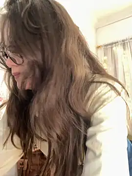 Snapshot of Tallulah_Kinky chatting on April 14, 2026, 8:03 pm Tallulah Kinky online show from April 14, 2026, 8:03 pm